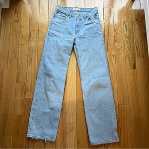 Abercrombie & Fitch High Rise 90s Relaxed Light Wash Denim Jeans